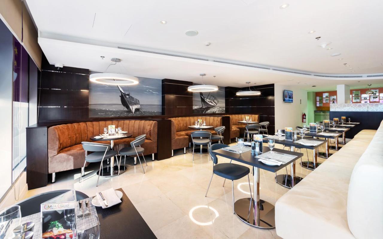 Premier Inn Doha Airport Exterior foto